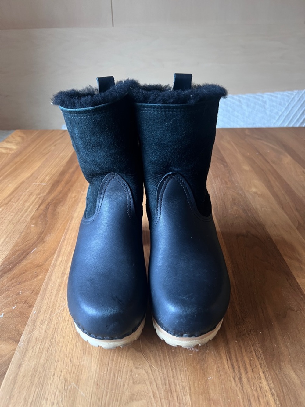 Sven Black Heeled Winter Boots with Shearling Cuff